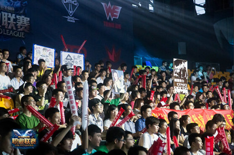 FUT Esports 在 VCT 2025： EMEA Stage 1 中处理了 Gentle Mates ，而 Team Heretics 对 GIANTX 毫无困难